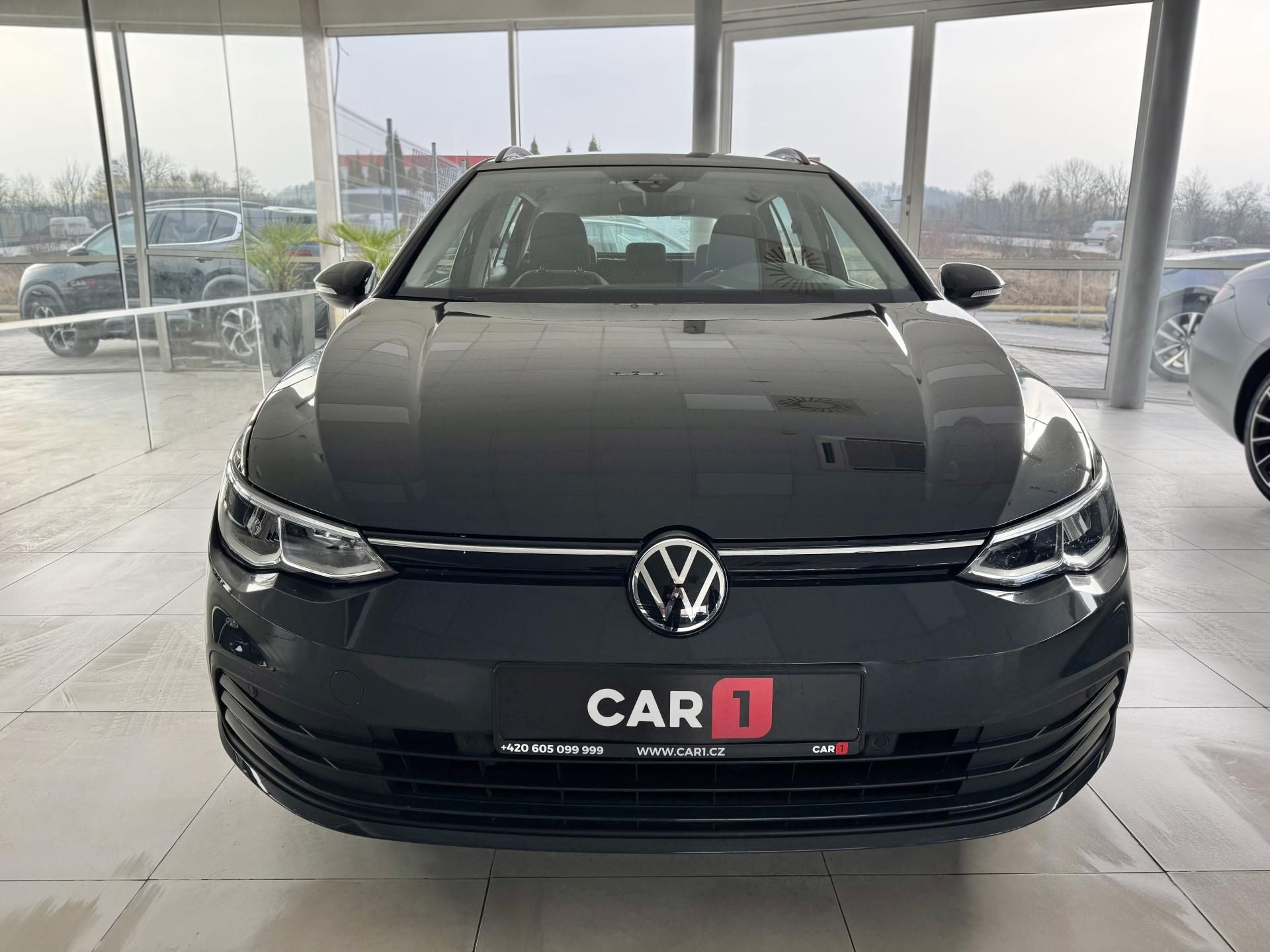 Volkswagen Golf, 1,0eTSI 81kW*DSG*Life*DPH - fotka 3