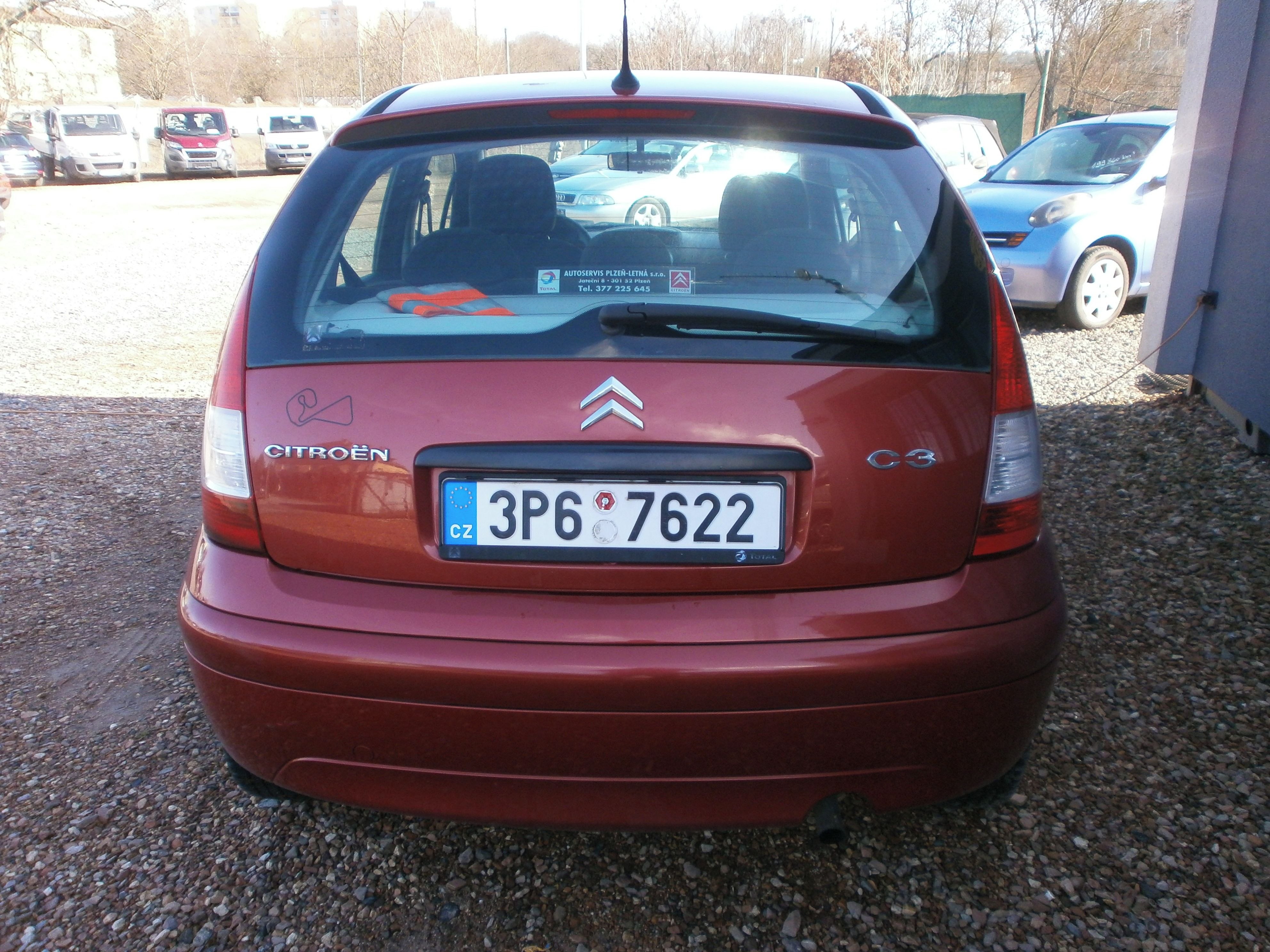 Citroën C3, 1.4i16v-klima!ČR! - fotka 6