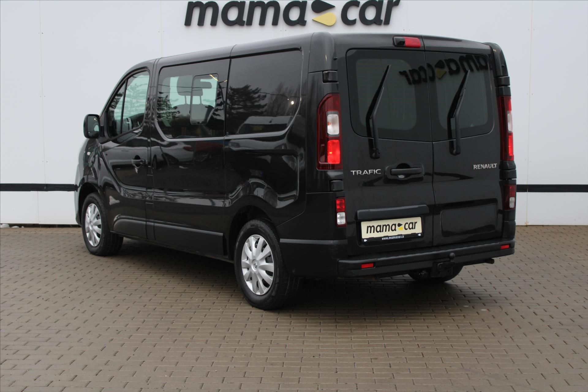Renault Trafic, 2.0 dCi 6-MÍST LED NAVI TAŽNÉ - fotka 5