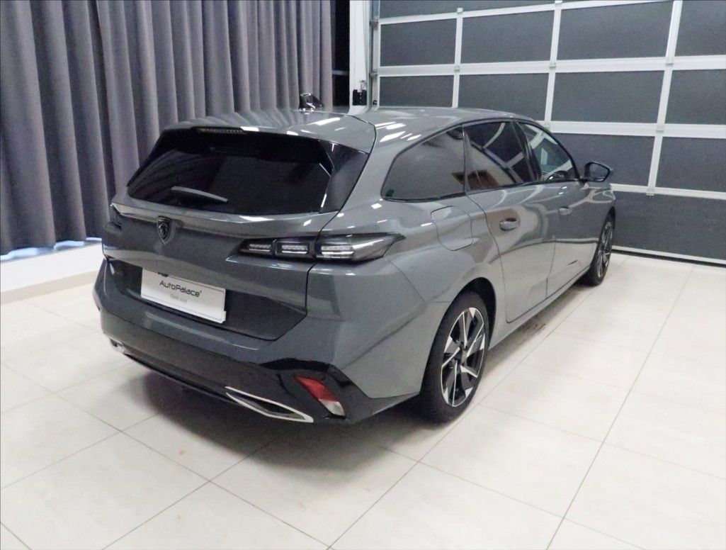Peugeot 308, 1,2 SW ALLURE PureTech  130 - fotka 5