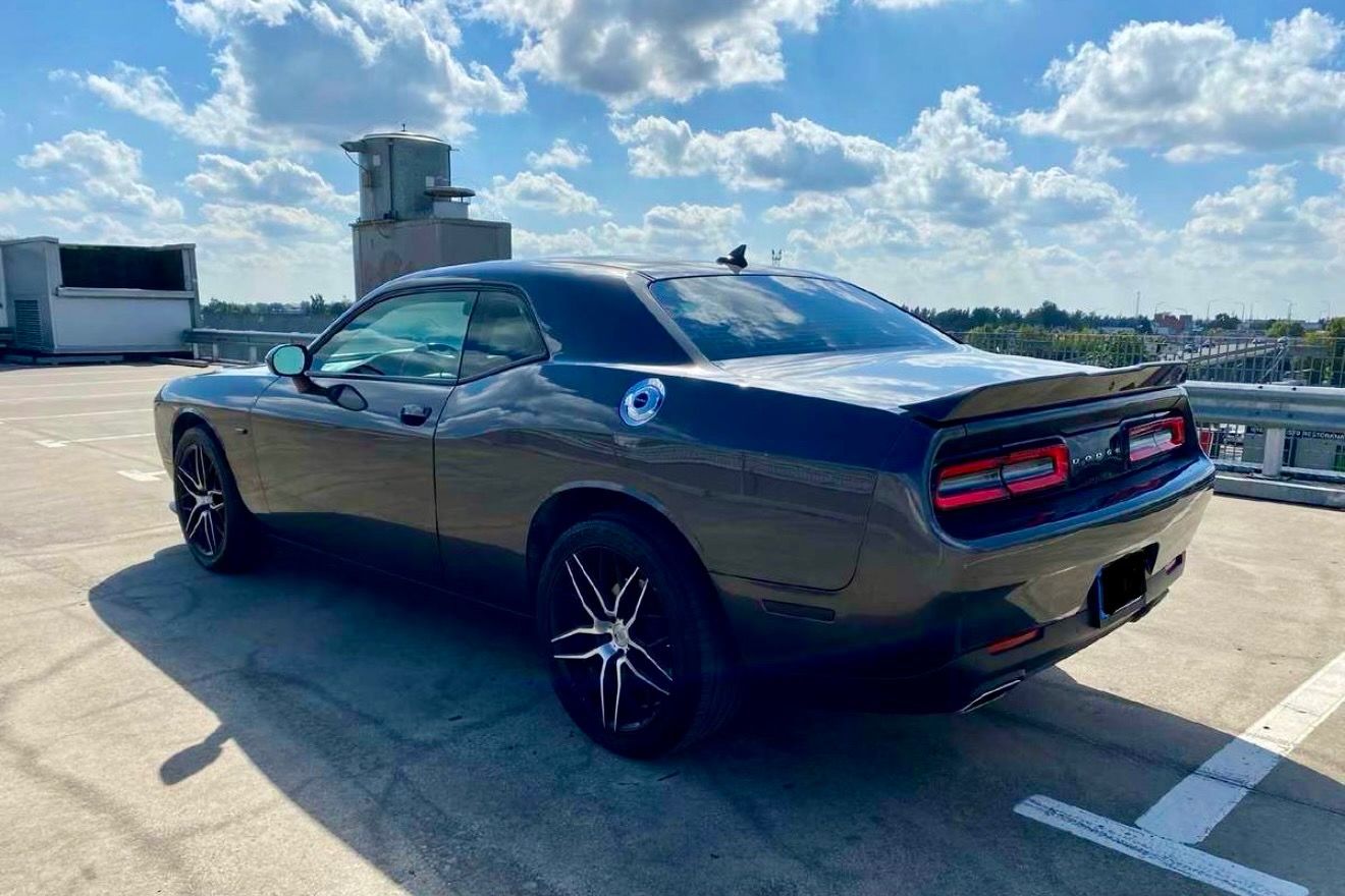 Dodge Challenger, 3.6L 4x4 GT Alcantara - fotka 4