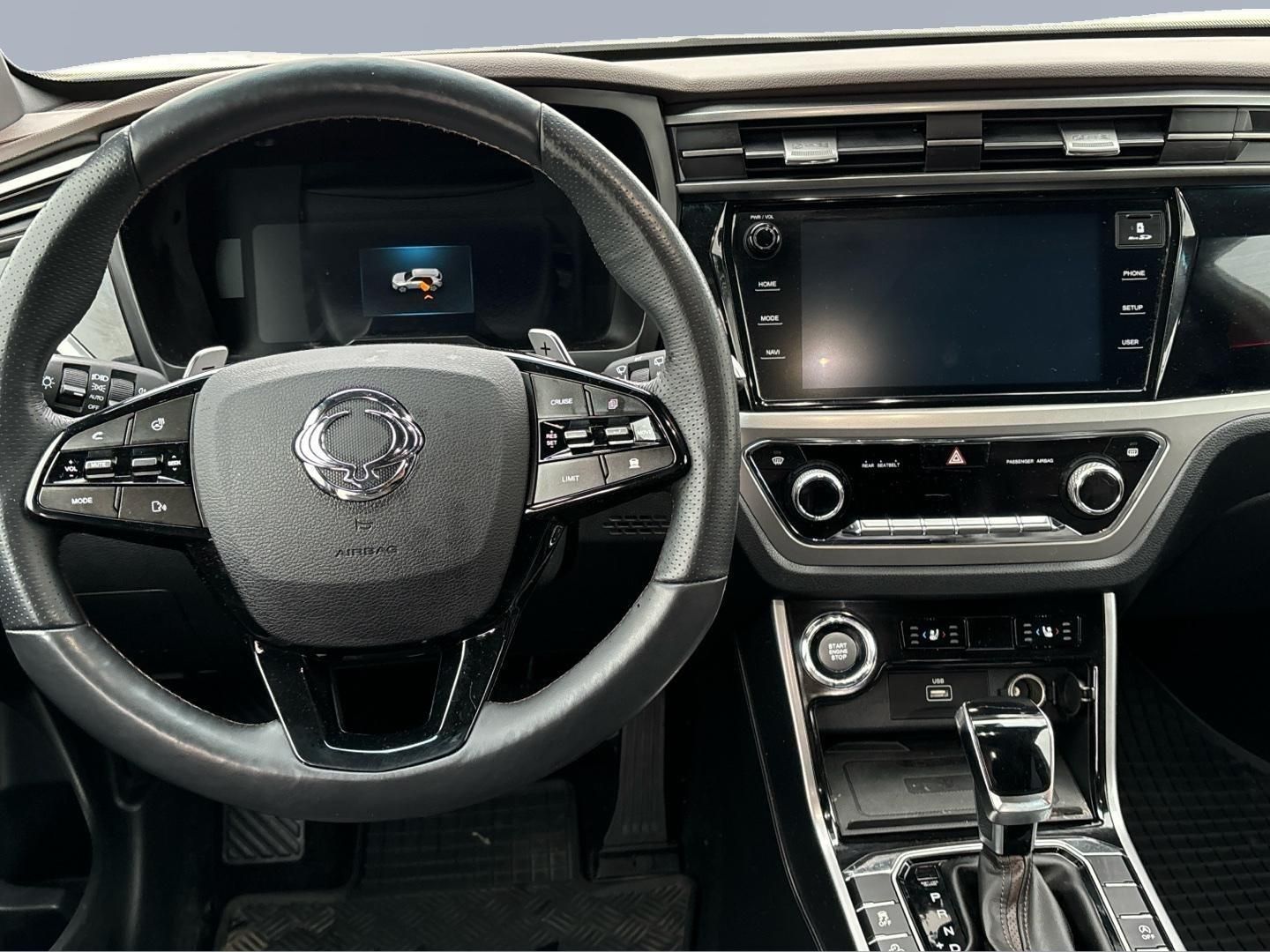 SsangYong Korando, 1.5 Turbo e-XGI 163 LE Premium - fotka 5