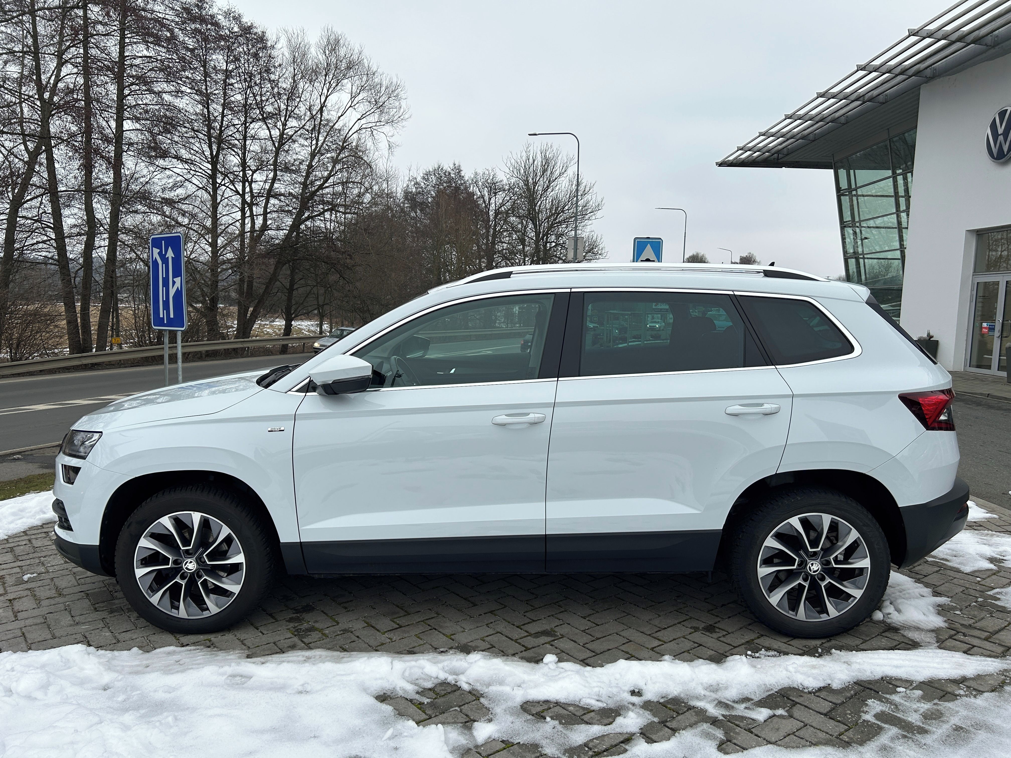 Škoda Karoq, Ambition 1.5 TSI 110kW - fotka 2
