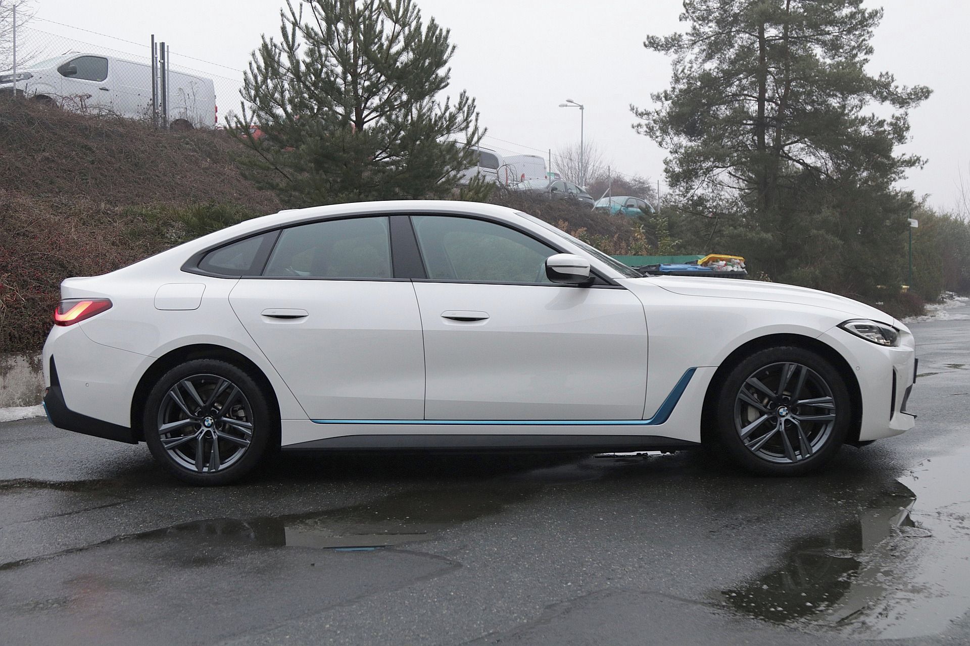BMW i4, eDrive40/ACC/Tažné/Tacora/Kola - fotka 4