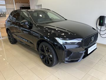 T6 AWD Black Edition Plus AT8