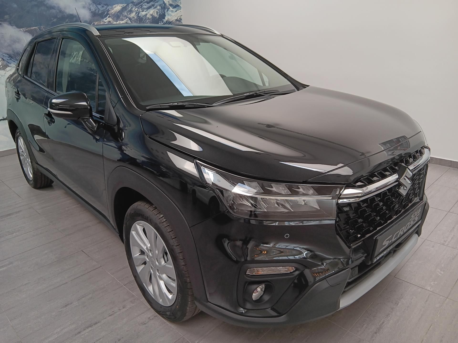 Suzuki S-Cross, PREMIUM 1,4 HYBRID M/T 4x4 MY2 - fotka 2