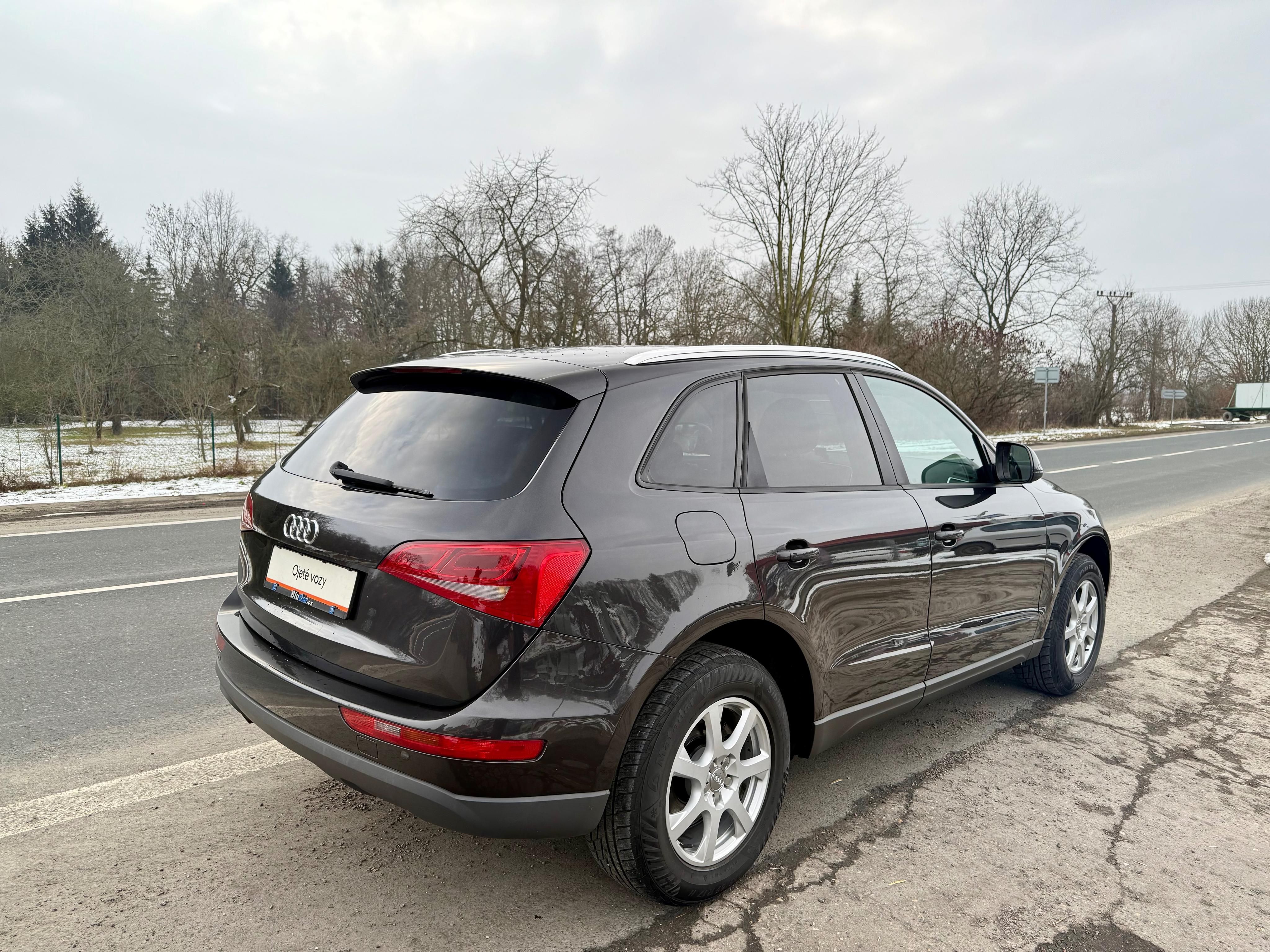 Audi Q5, 2.0TDi 125kw Quattro Manuál - fotka 3