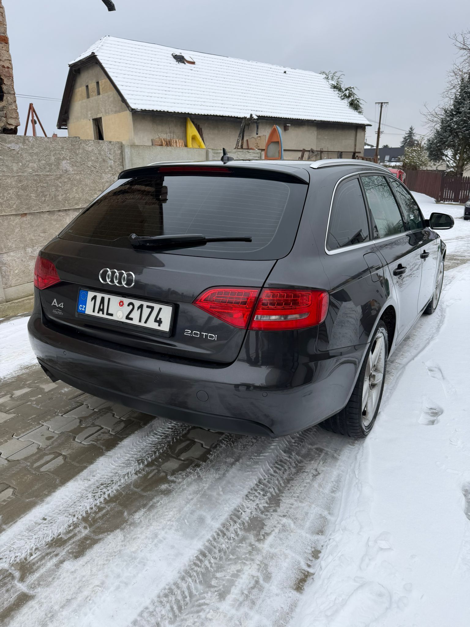 Audi A4, B8 2.0 TDI automat - fotka 4