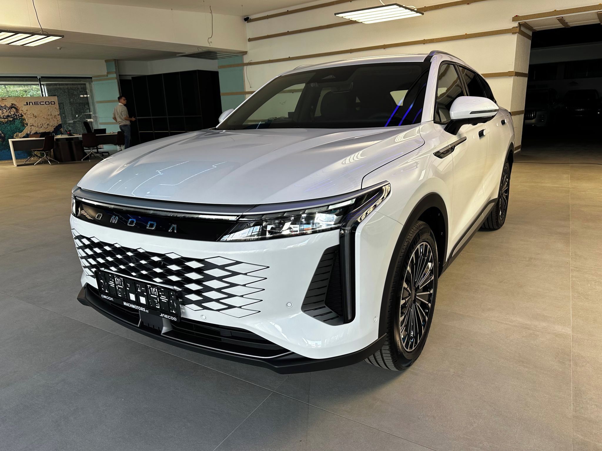 Omoda 9, 1.5 T-GDI 3DHT AWD PREMIUM