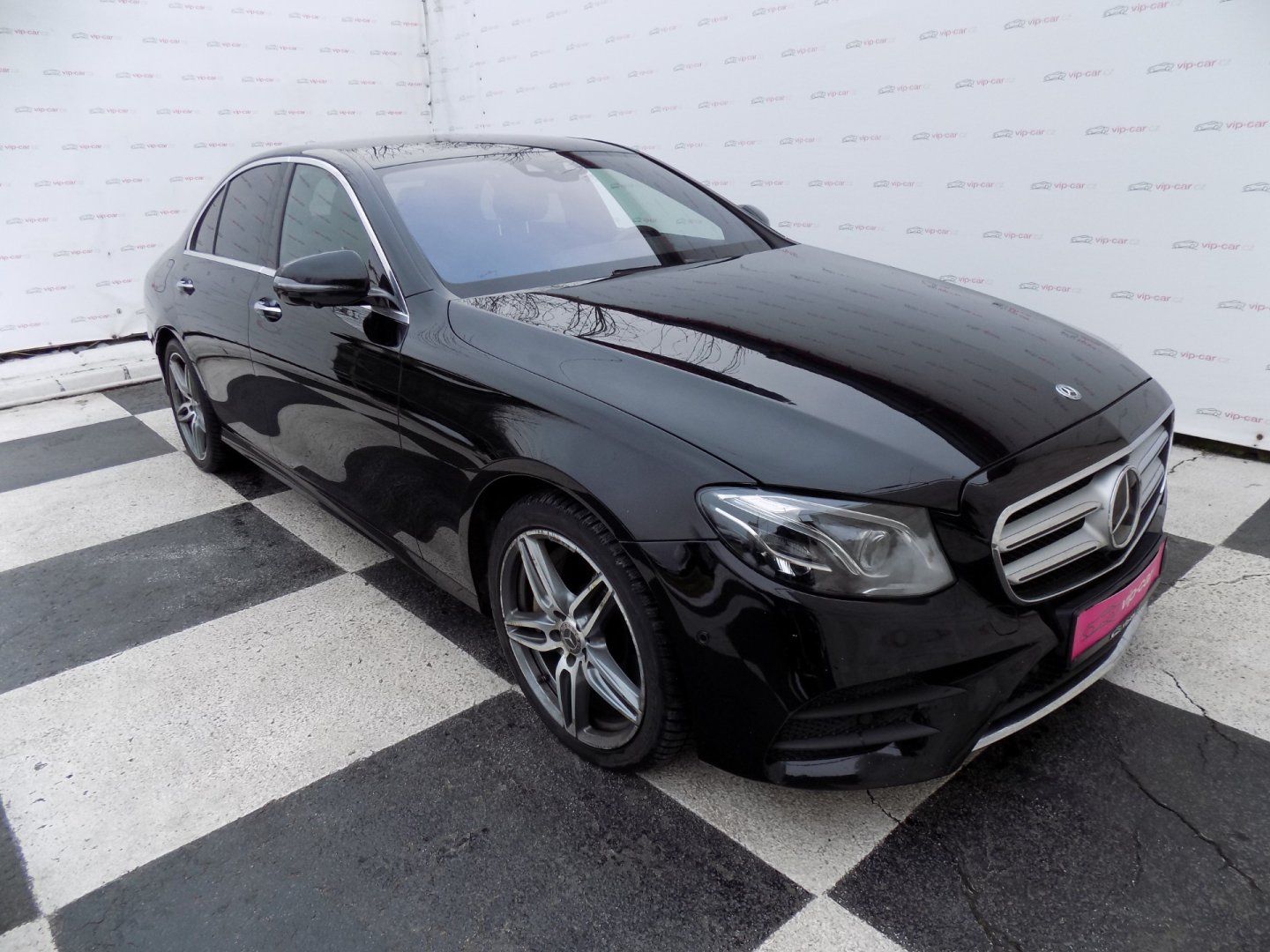 Mercedes-Benz Třídy E, 350d/AMG Line/4-M/Full-LED/ - fotka 5