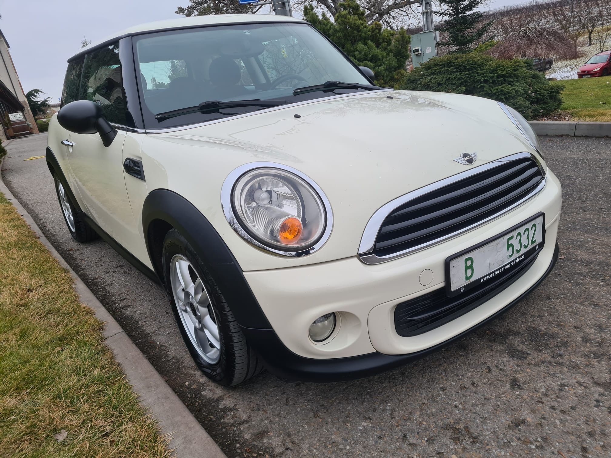Mini One, 1.6i 72KW AUT PANORAMA - fotka 2