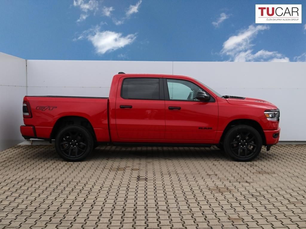 RAM 1500, Laramie G/T 5.7 HEMI E-Torque - fotka 4