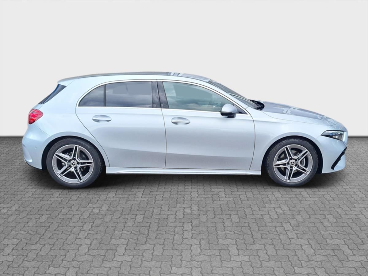 Mercedes-Benz Třídy A, A 200d AMG Style Edition - fotka 6
