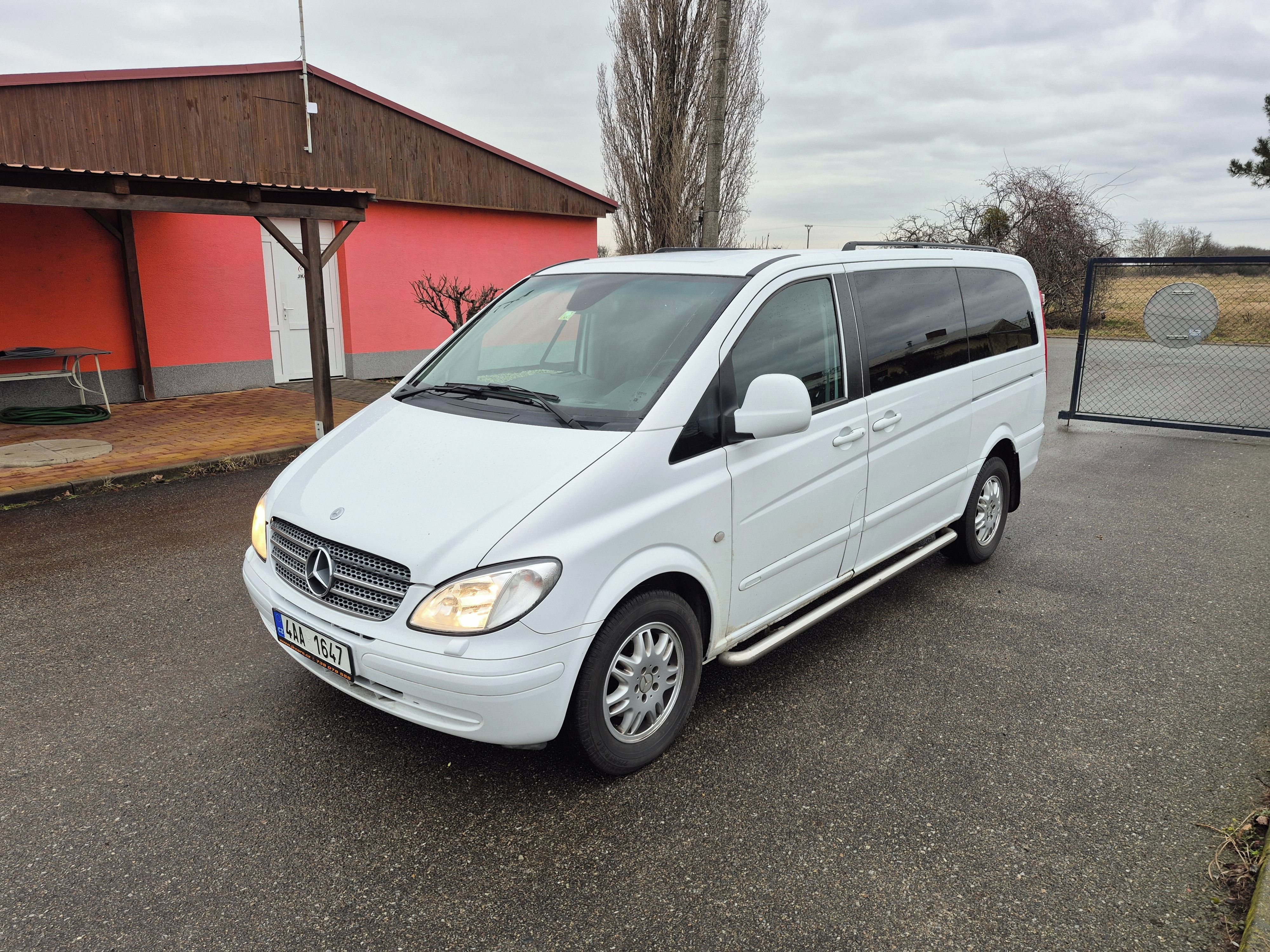Mercedes-Benz Vito, 120CDI, Automat, 7-míst, tažné - fotka 3