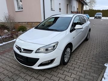 Sports 1,3CDTi /70kw Tažné