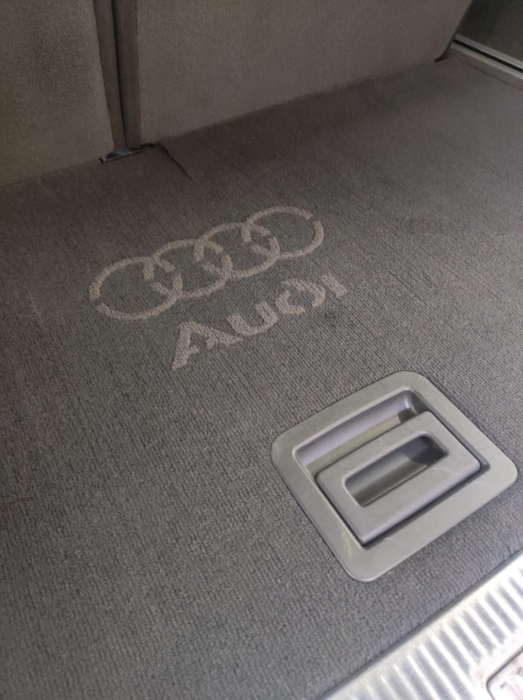 Audi Q7, 6.0 V12 TDI 368KW, SPLÁTKY - fotka 4