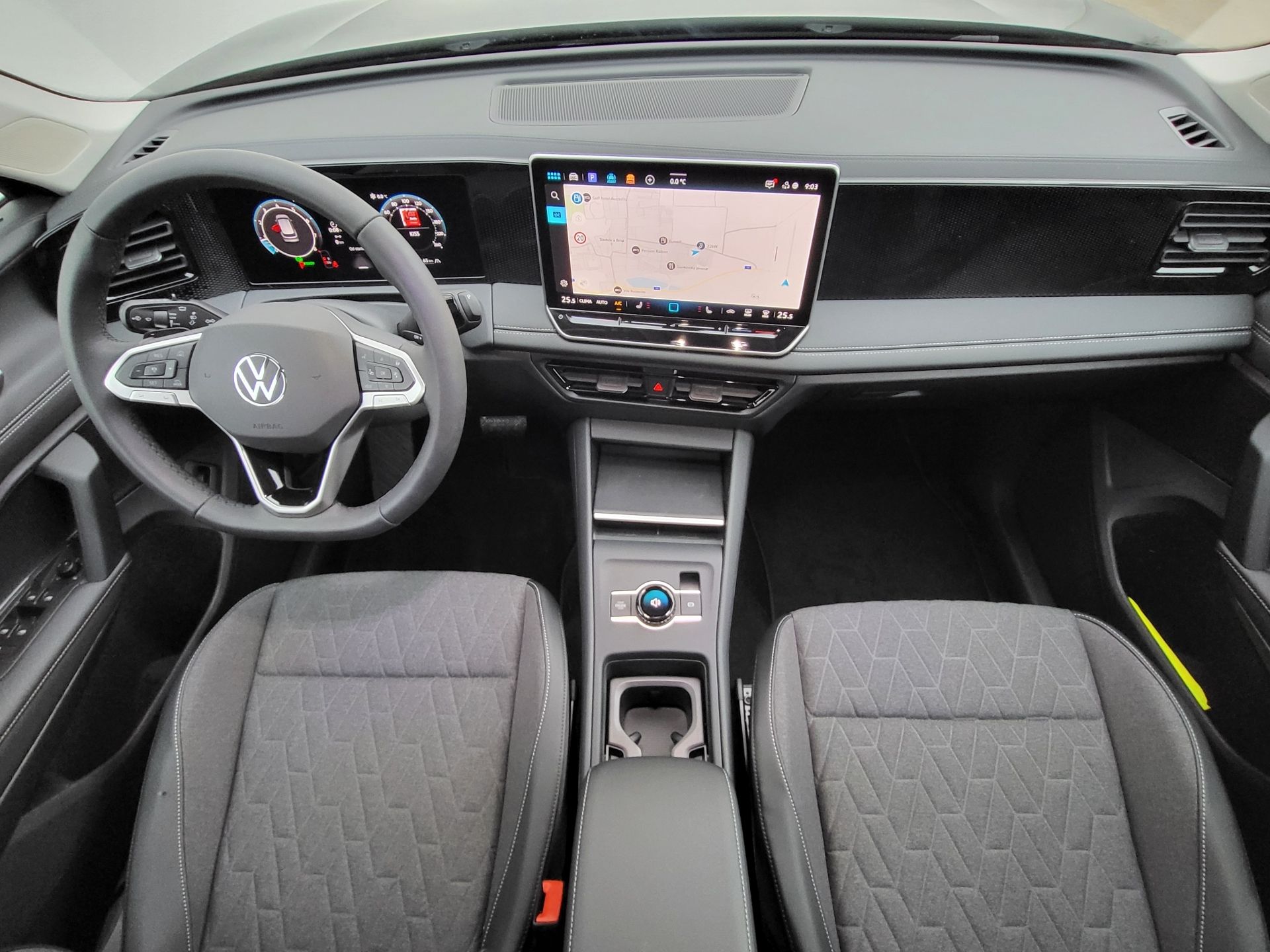 Volkswagen Tiguan, People 1,5 eTSi 110 kW mHEV - fotka 5