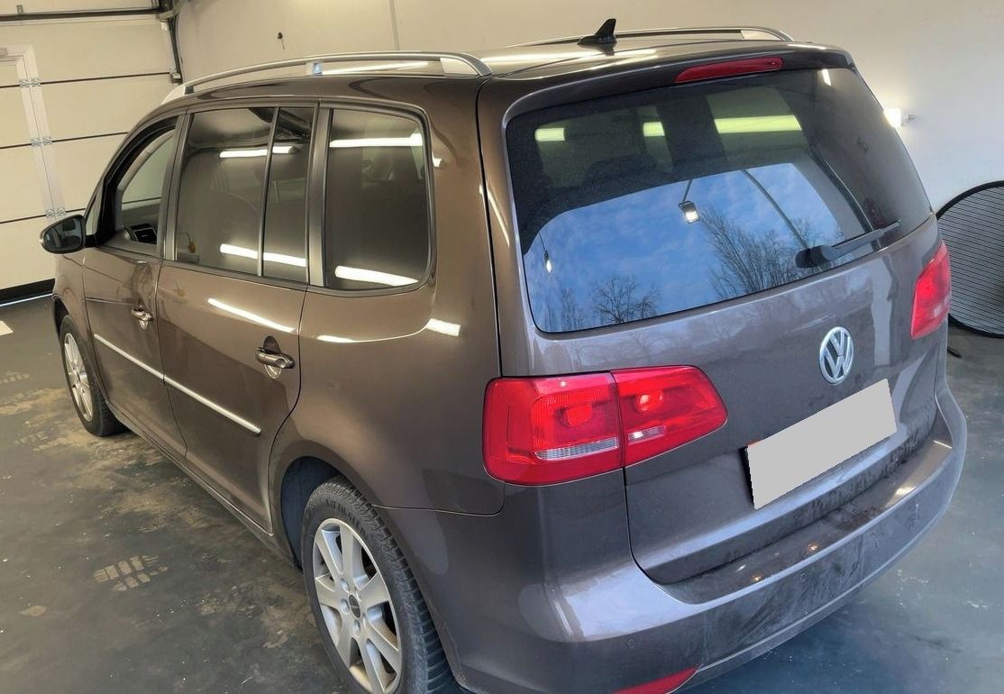 Volkswagen Touran, 2.0 Tdi 103KW "CUP" r.2015 TOP - fotka 3
