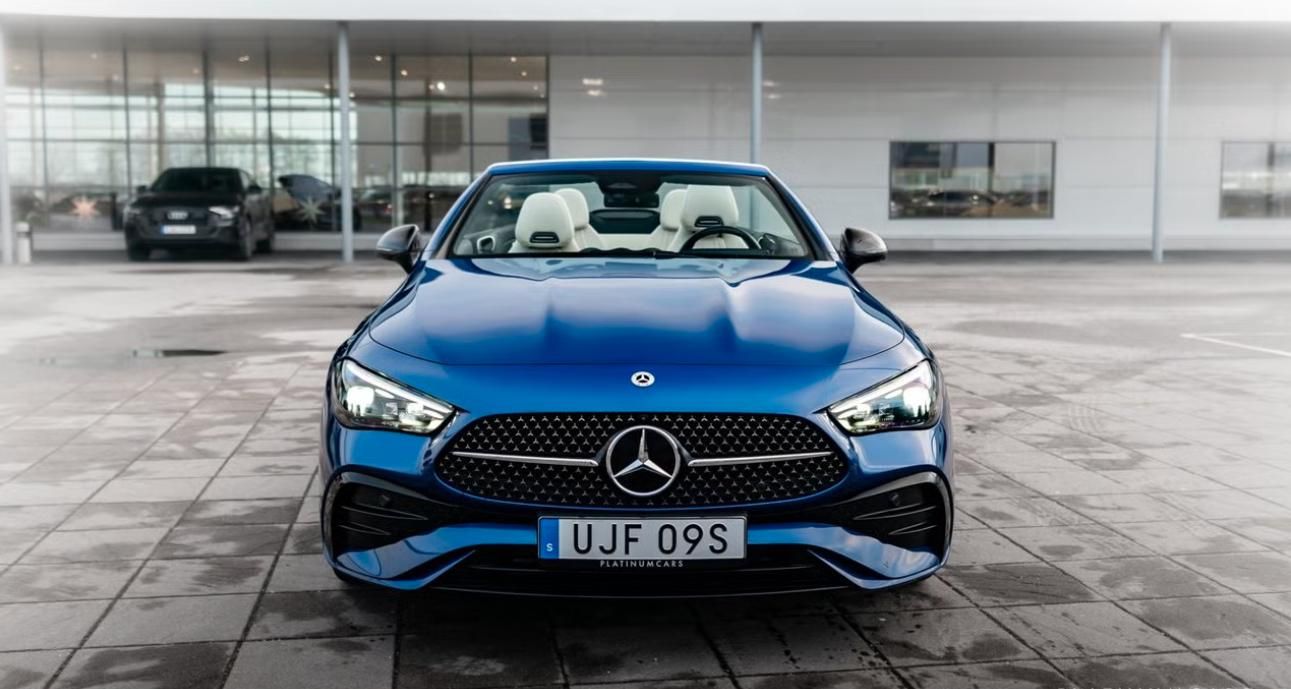 Mercedes-Benz CLE, 300 4M AMG 360k Světlý inter. - fotka 3