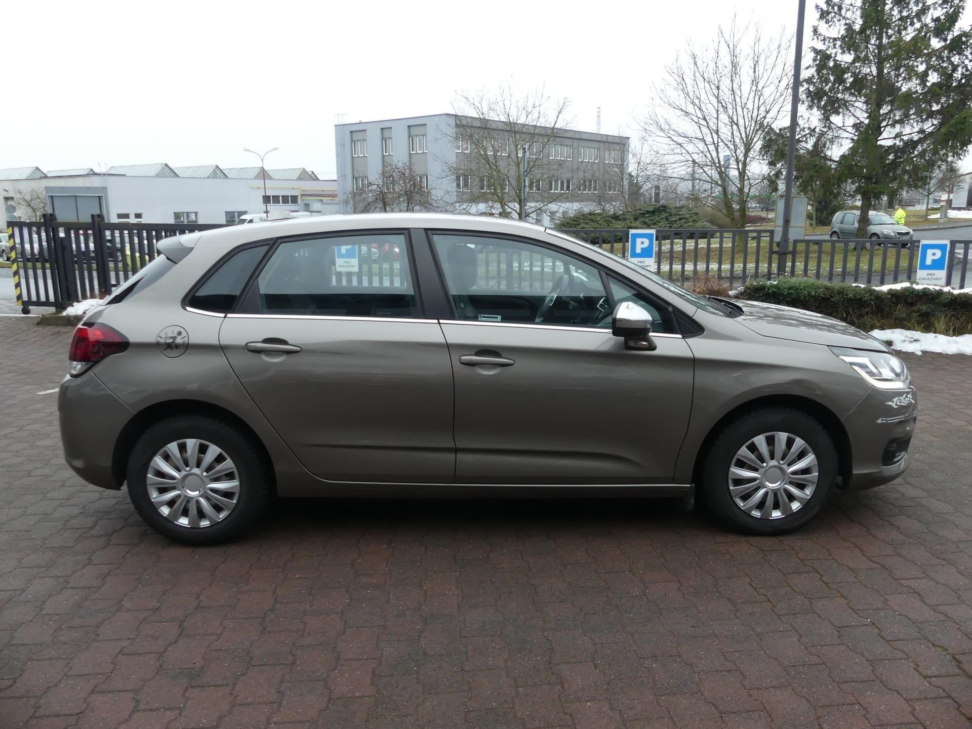 Citroën C4, 1,2 PureTech 110 MAN5 - fotka 4