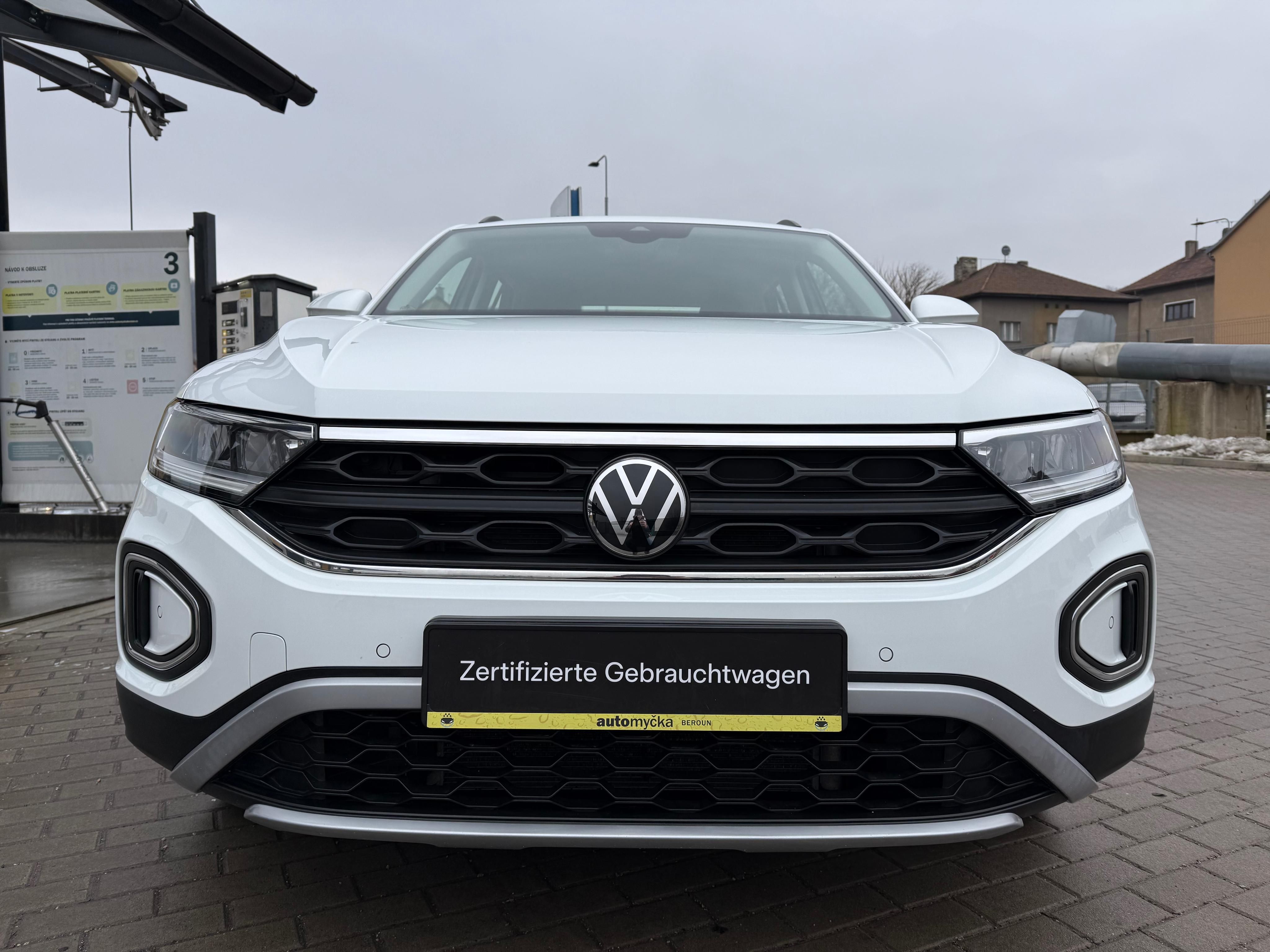 Volkswagen T-Roc, 1.5 TSI 110kW DSG ACC 6/2022 - fotka 2