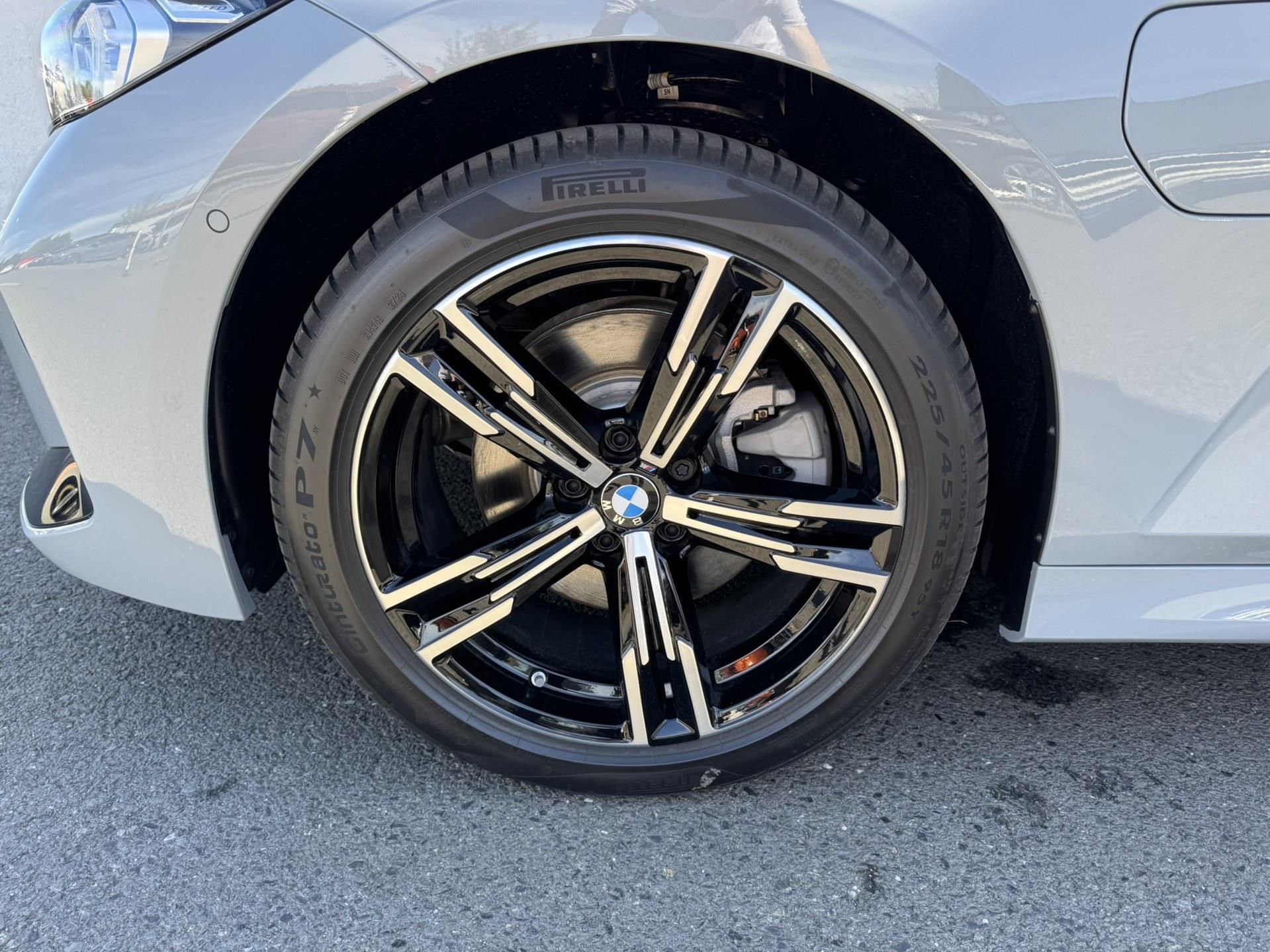 BMW Řada 3, 330e xDrive Sedan - fotka 6