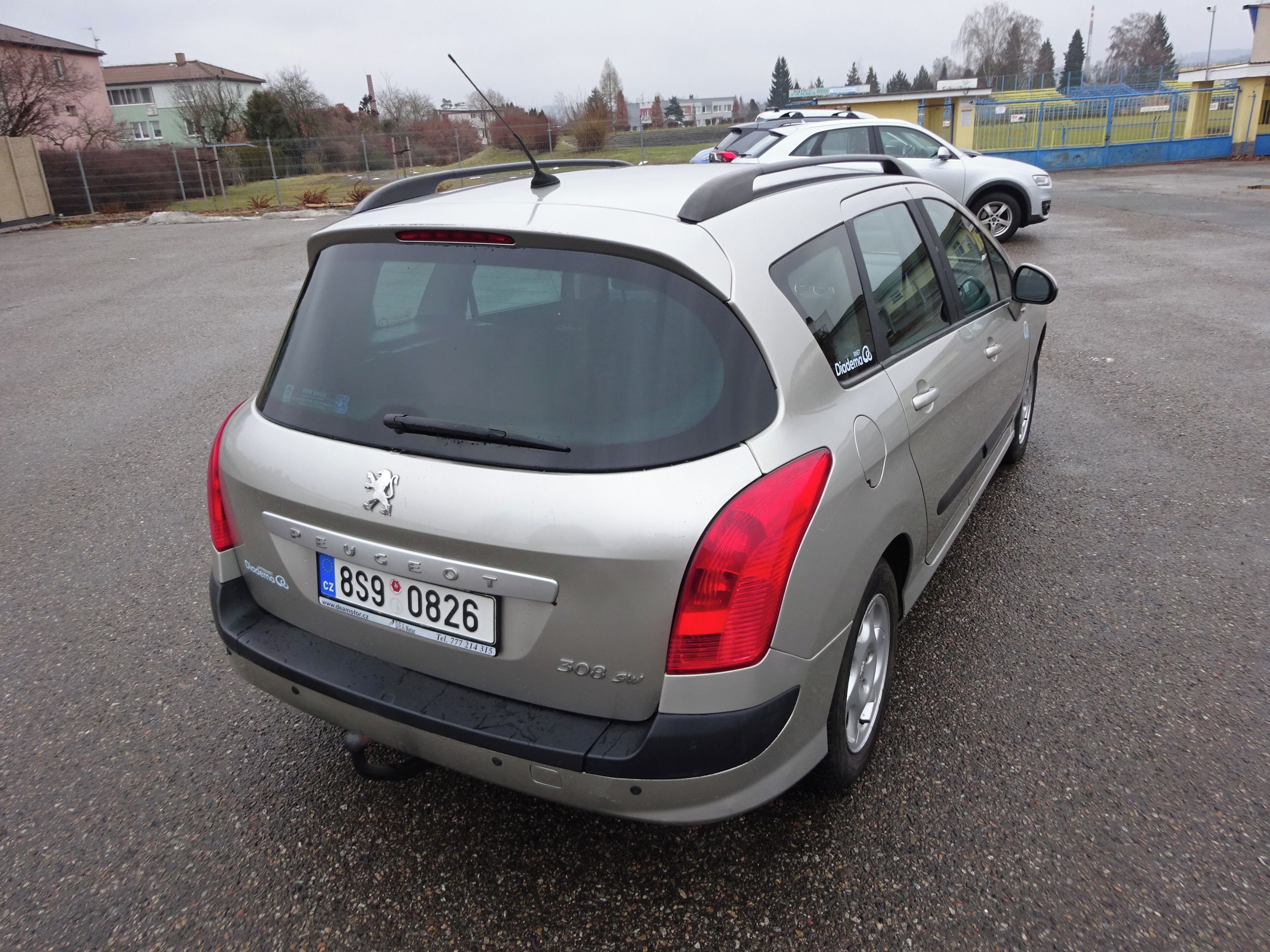 Peugeot 308, 1.6i (88 kw) KLIMA Koupeno ČR - fotka 4