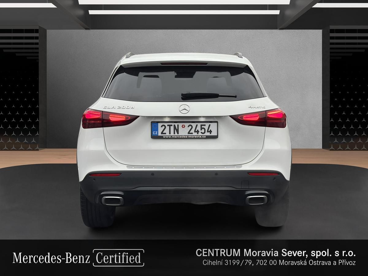 Mercedes-Benz GLA, 200d 4M, CZ, 1.majitel - fotka 4