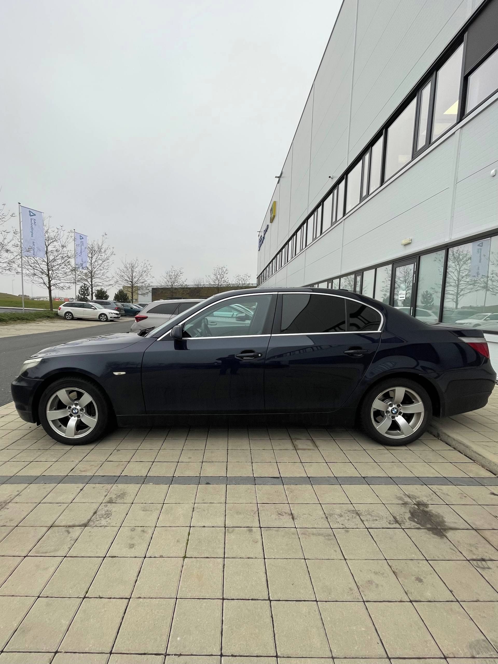 BMW Řada 5, BMW (E60) - 3.0d (M57) - fotka 4