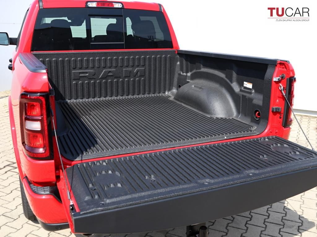 RAM 1500, BigHorn 3.0 TwinTurbo - fotka 6