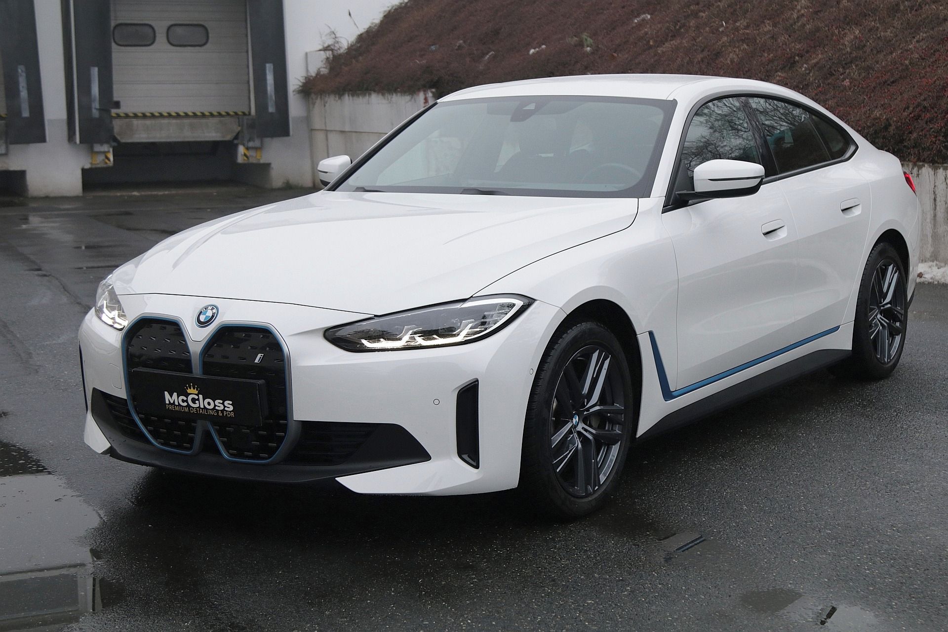 BMW i4, eDrive40/ACC/Tažné/Tacora/Kola