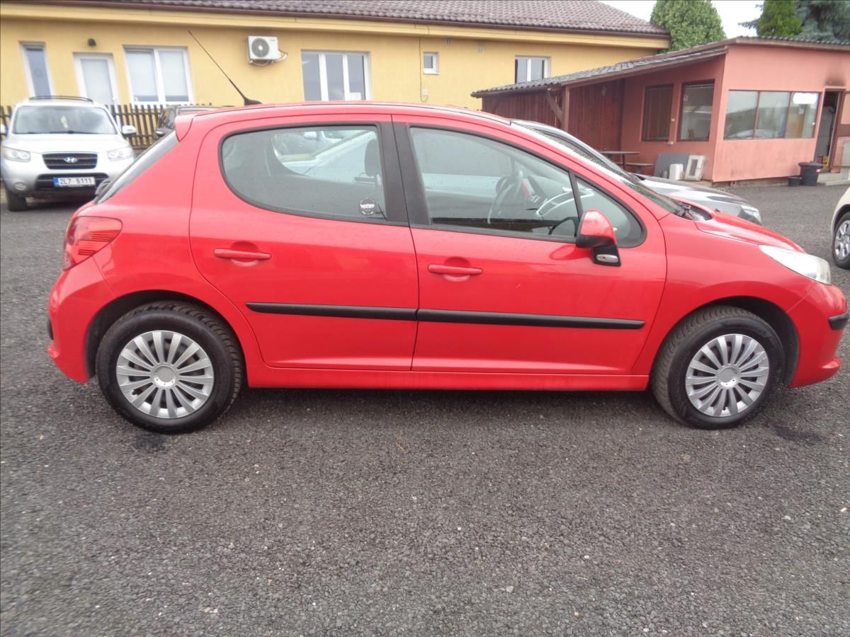 Peugeot 207, 1,4 - fotka 6