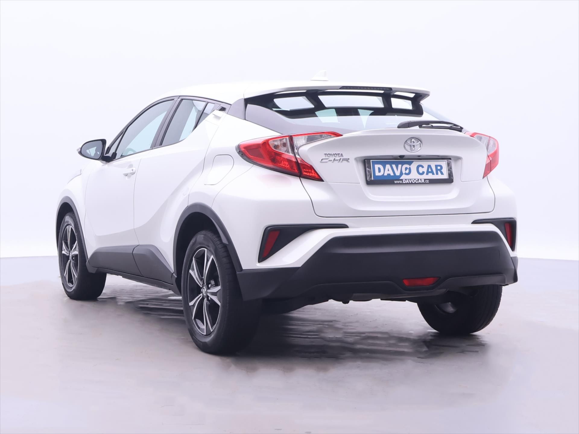 Toyota C-HR, 1,2 Turbo 85kW CZ Serv.kniha - fotka 5