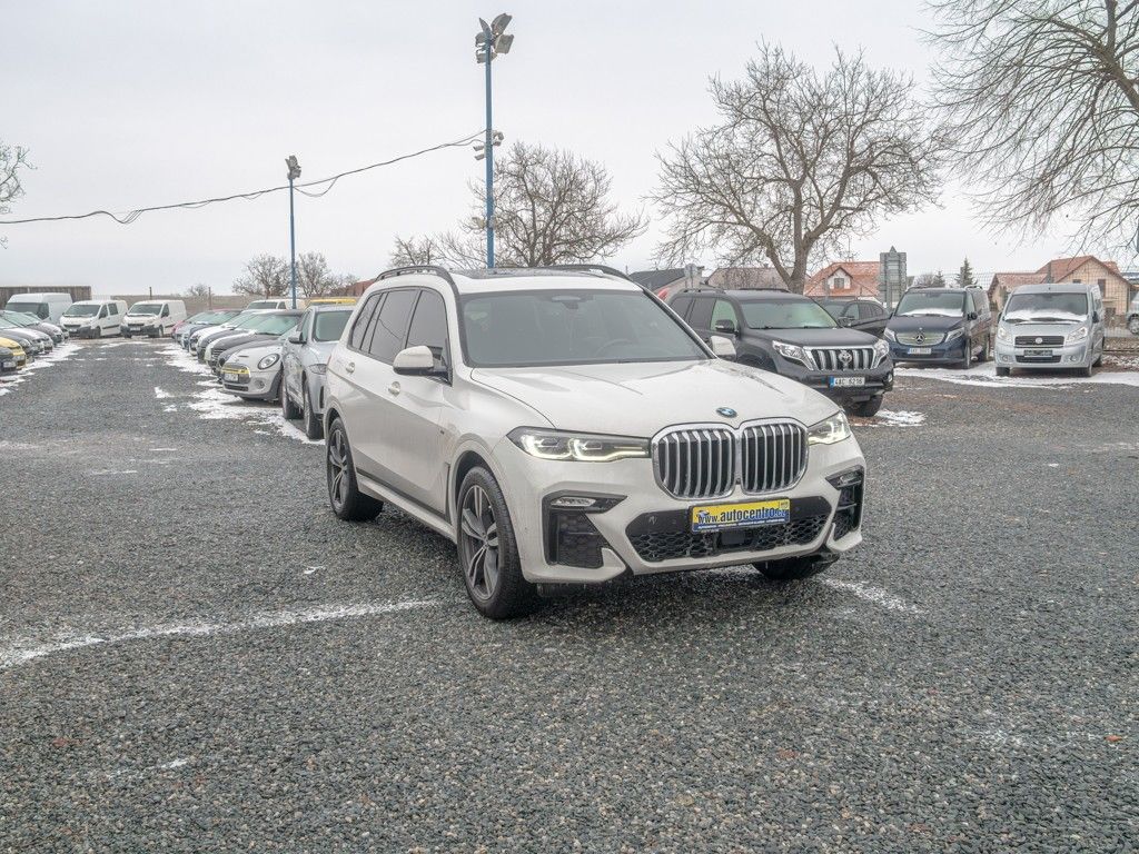 BMW X7, ČR 3.0i 250KW 7sed – INDIVIDUÁ - fotka 3