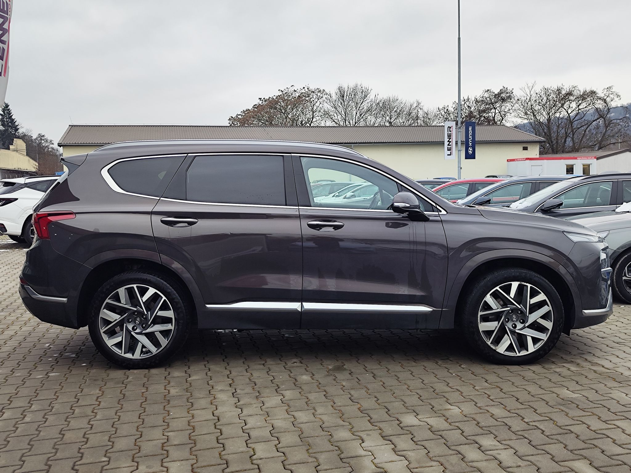 Hyundai Santa Fe, 2.2 CRDI/142kW Luxury PNM DCT - fotka 4