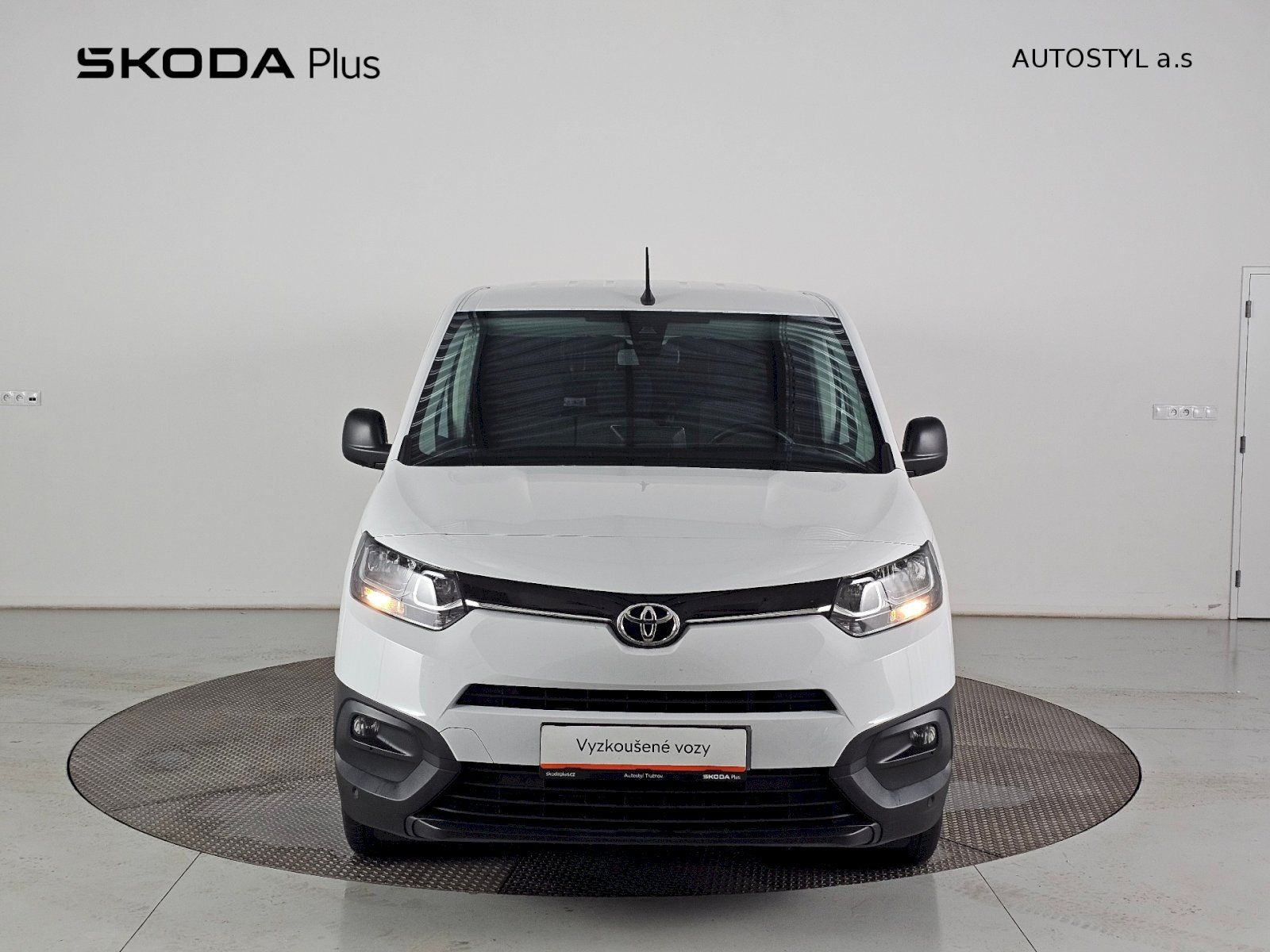 Toyota Proace City, 1.5D LONG ACTIVE MULTIMEDIA TA - fotka 4