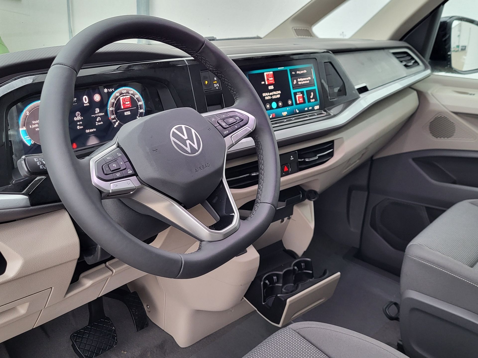Volkswagen Multivan, LONG LIFE 2,0 TDI 110KW 10 km - fotka 5