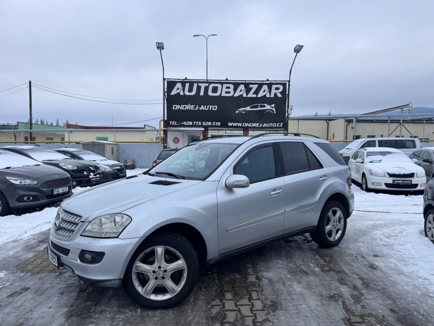 Mercedes-Benz Třídy M, ML 320 3,0D V6 165KW ČR