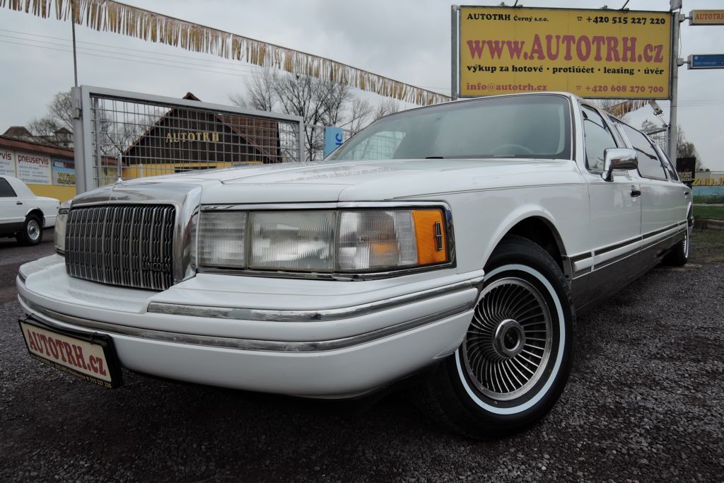 Lincoln Town Car, 4,6 Limuzína 7.m Pronájem