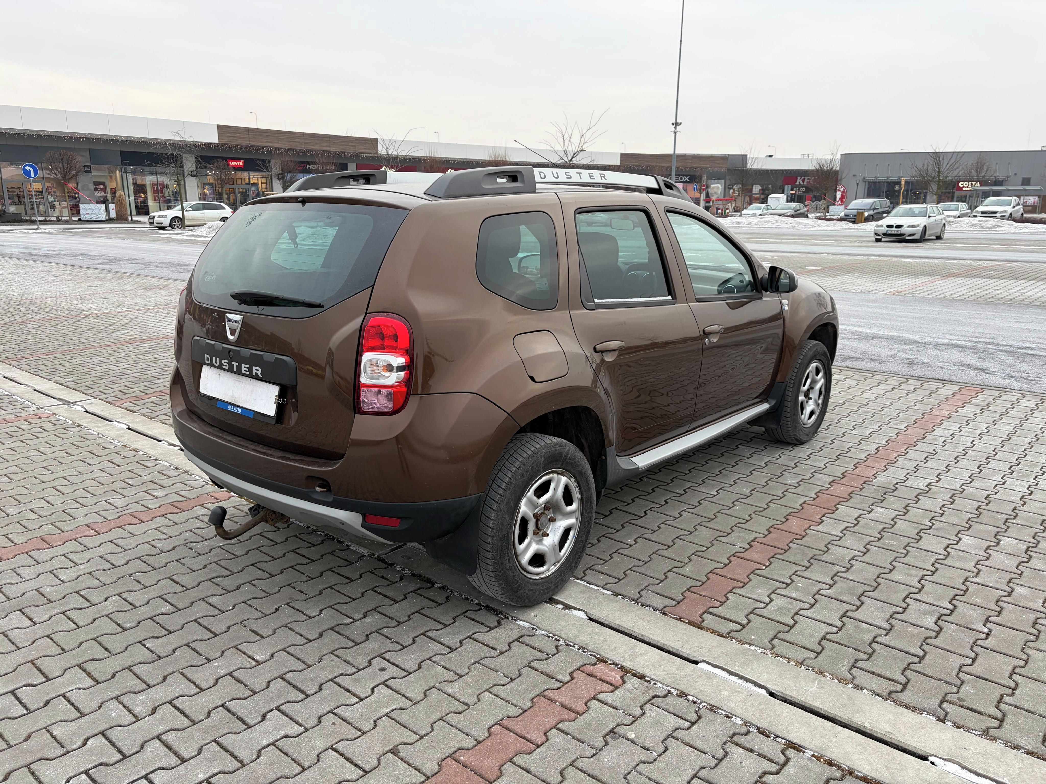 Dacia Duster, 1.2 TCe 92kw ČR 1.maj. TZ - fotka 3