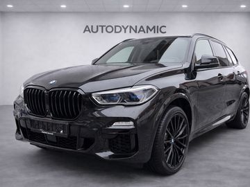 BMW X5 40D M, panorama,tažné,