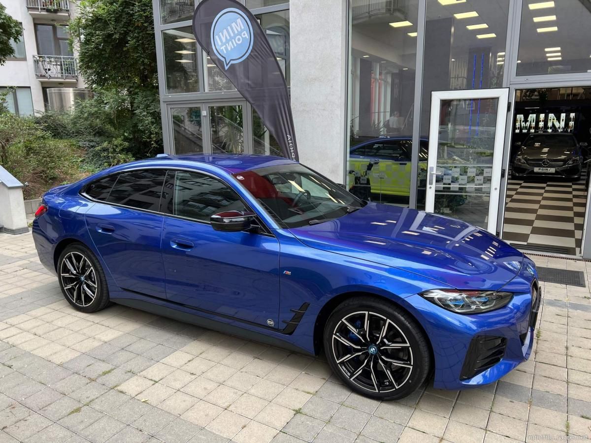 BMW i4, M50 Nájem od 39.000,- Kč/měsíc - fotka 4