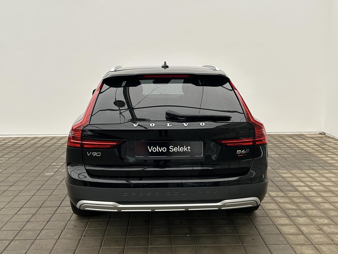 Volvo V90, 2.0B6 220kW 4x4  Cross Country - fotka 6