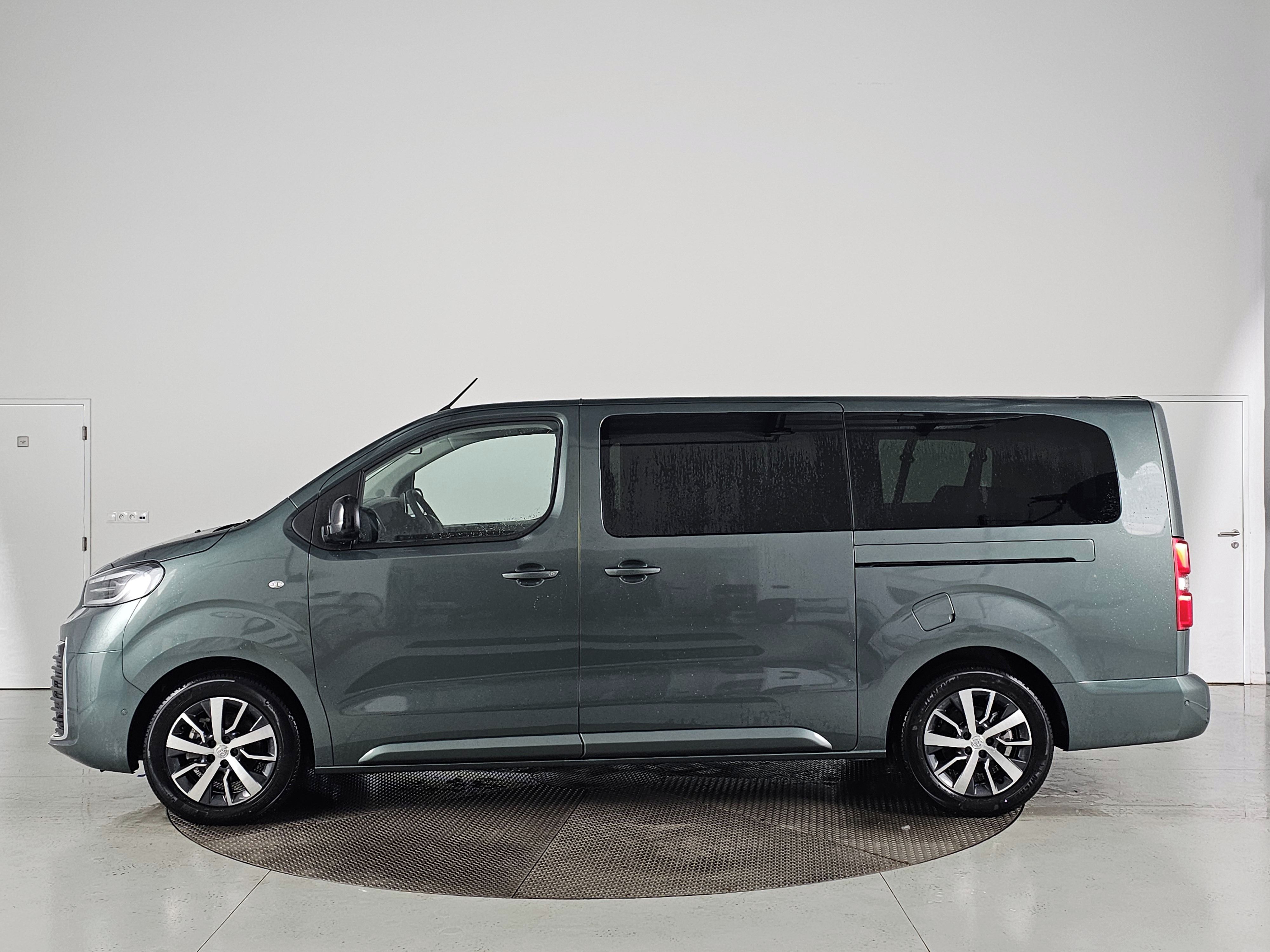 Toyota Proace Verso, 2.0D 180k 8AT Family 8S Willy - fotka 5