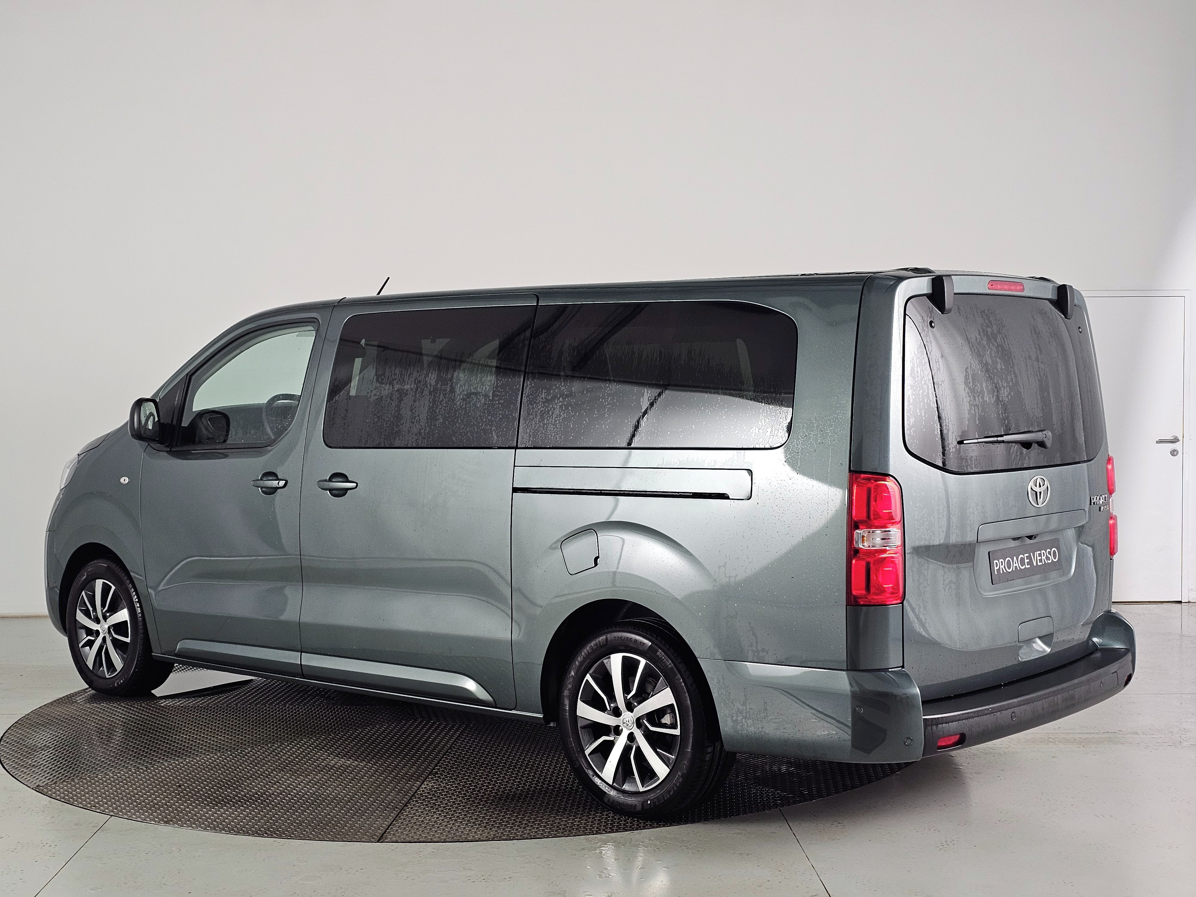 Toyota Proace Verso, 2.0D 180k 8AT Family 8S Willy - fotka 6