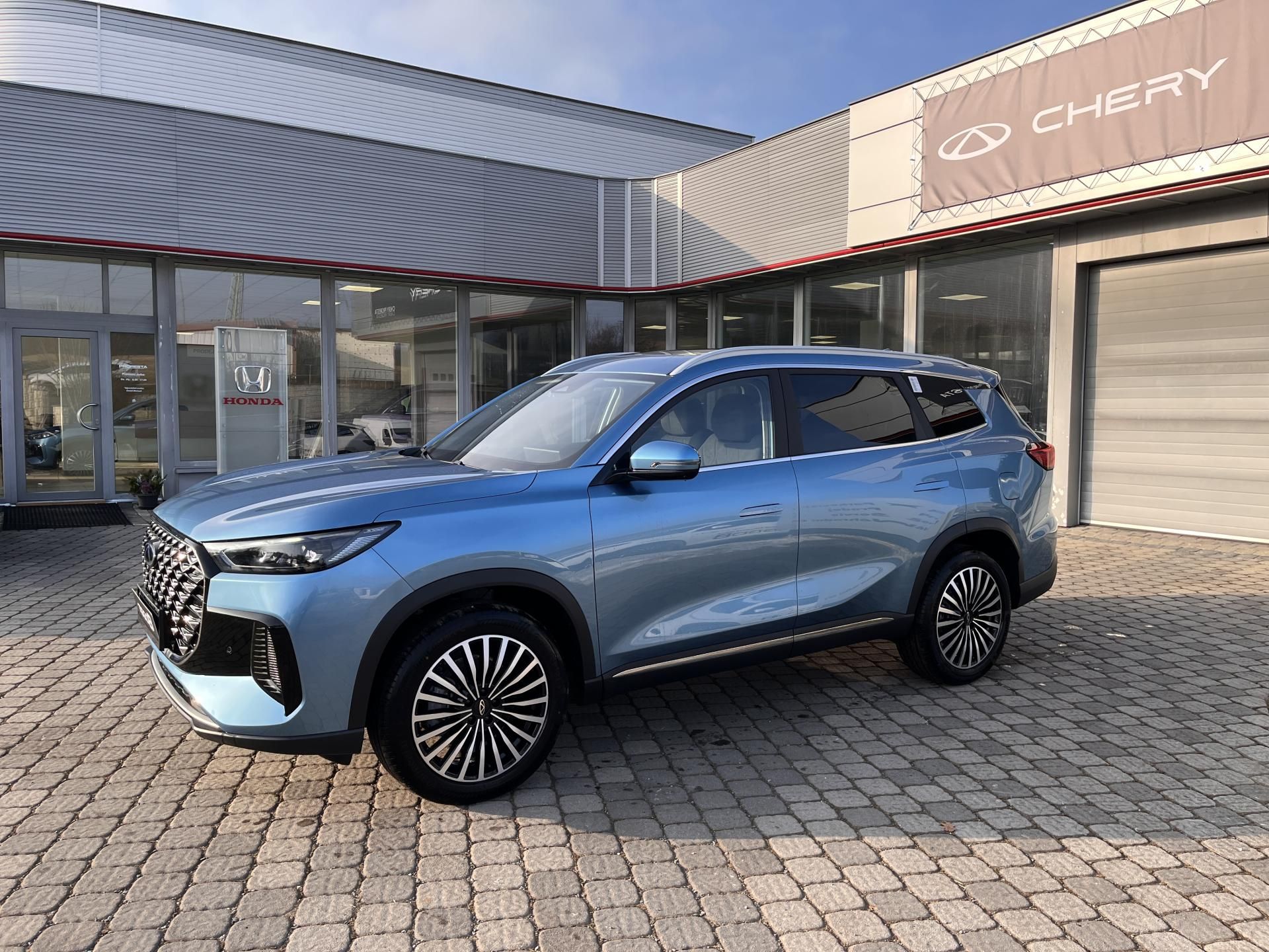 Chery Tiggo 8, 1,6 ICE UNIQUE !AKCE PB! - fotka 4