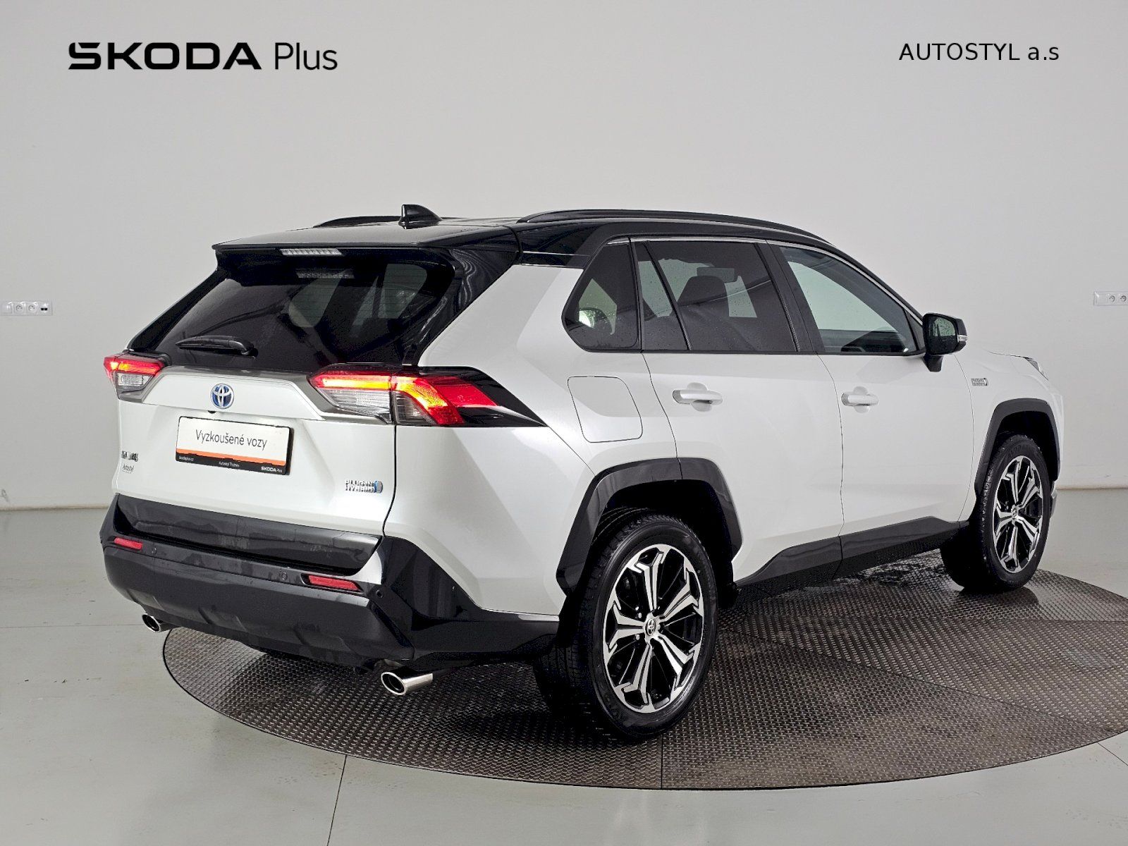 Toyota Rav4, 2.5PHEV 306k 4X4 SELECTION - fotka 2