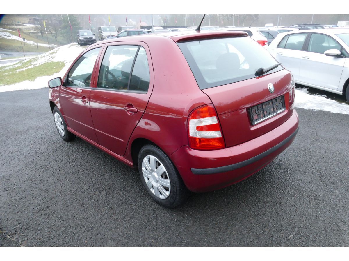 Škoda Fabia, 1,4 55KW KLIMA - fotka 6