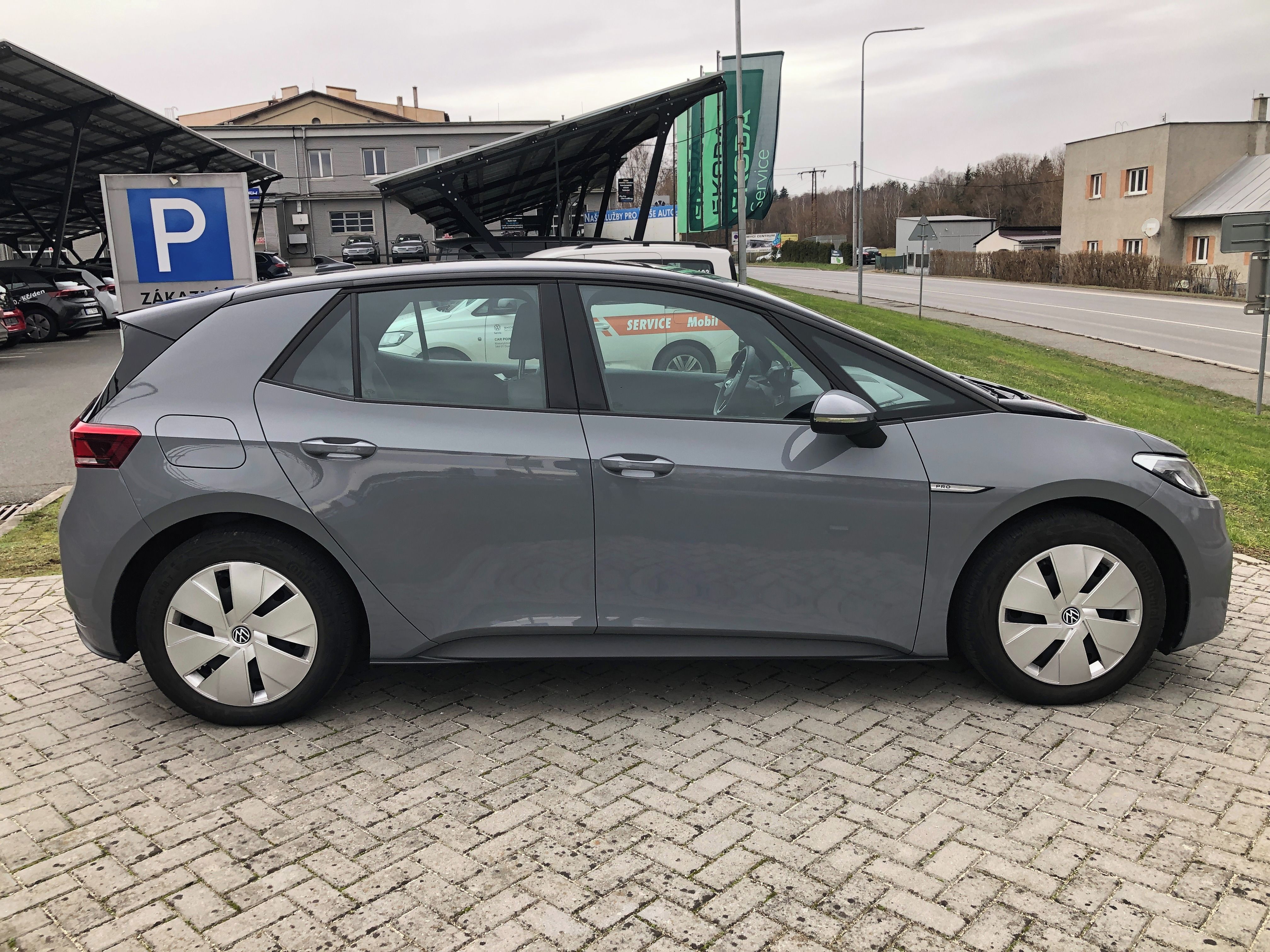 Volkswagen ID.3, Pro 107kw a 58kwh - fotka 4