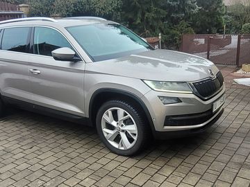 2,0TDi DSG 7míst 360 kamera